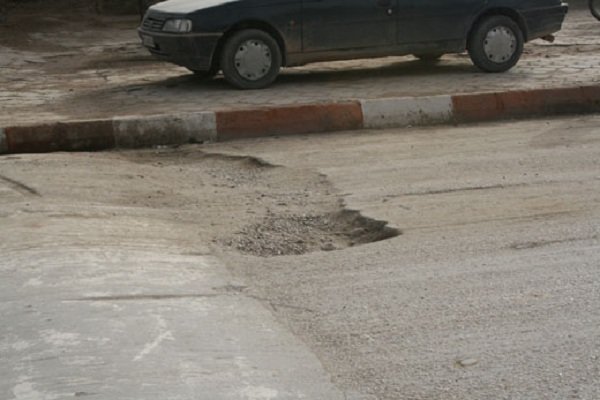زخم‌های کهنه بر تن خیابان‌های شهر بیرجند/این حفاری‌ها تمامی ندارد