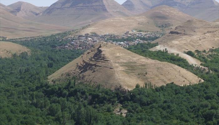 سایه  بلند مرگ بر سر جاده روستایی اراک -مهرآباد و هزاوه